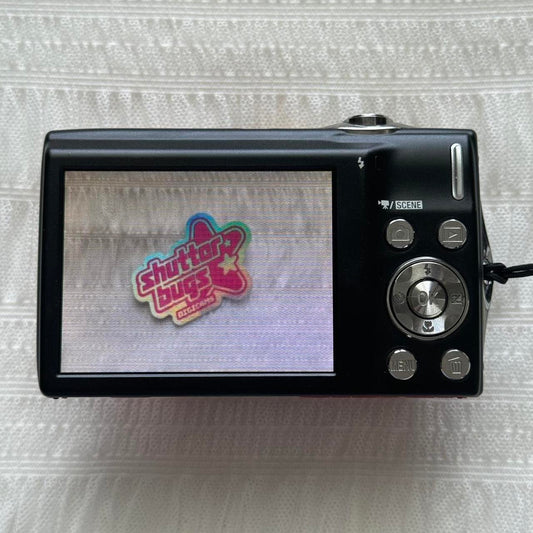 Nikon Coolpix S205 Digital Camera