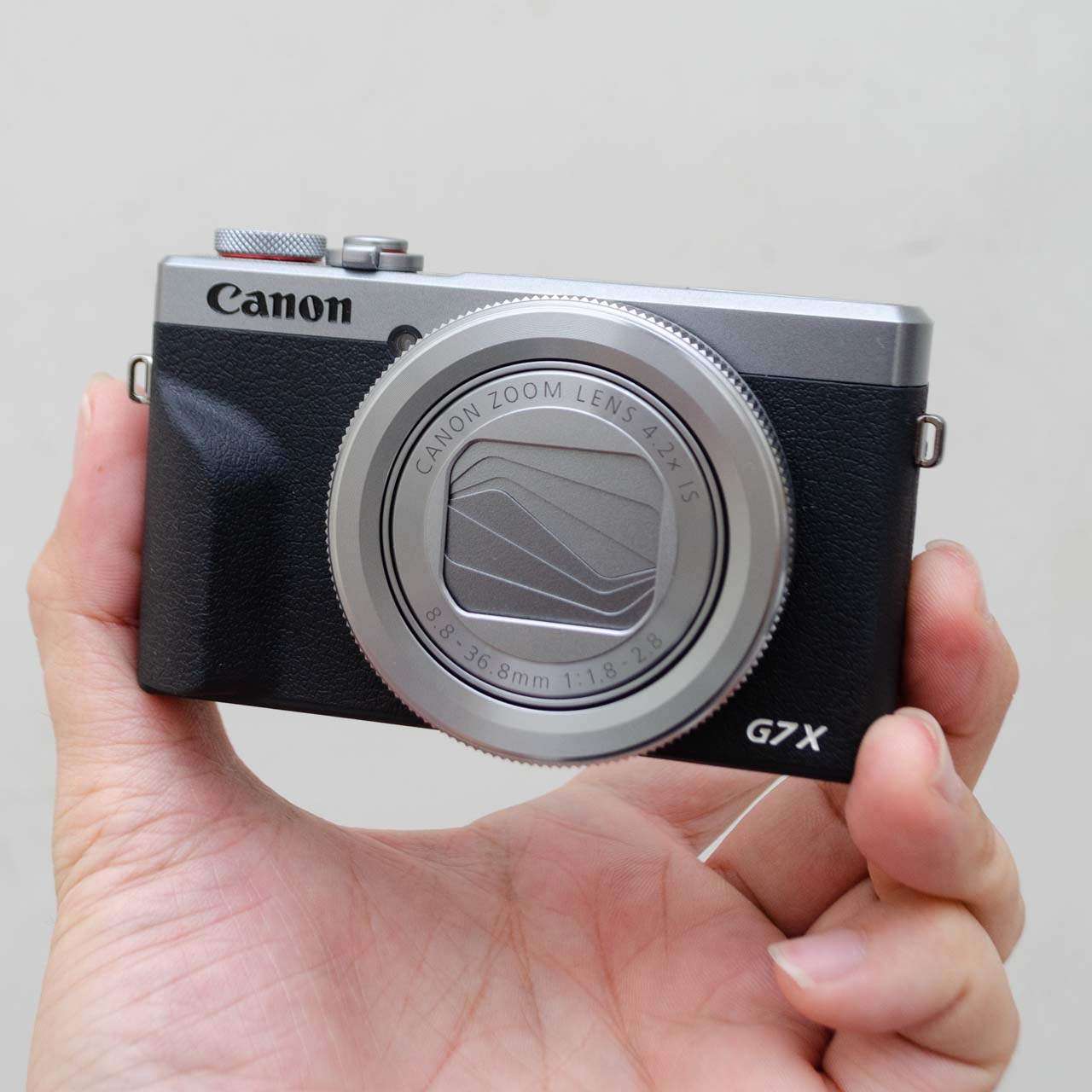 Canon PowerShot G7X Mark III - High Quality, Compact Size