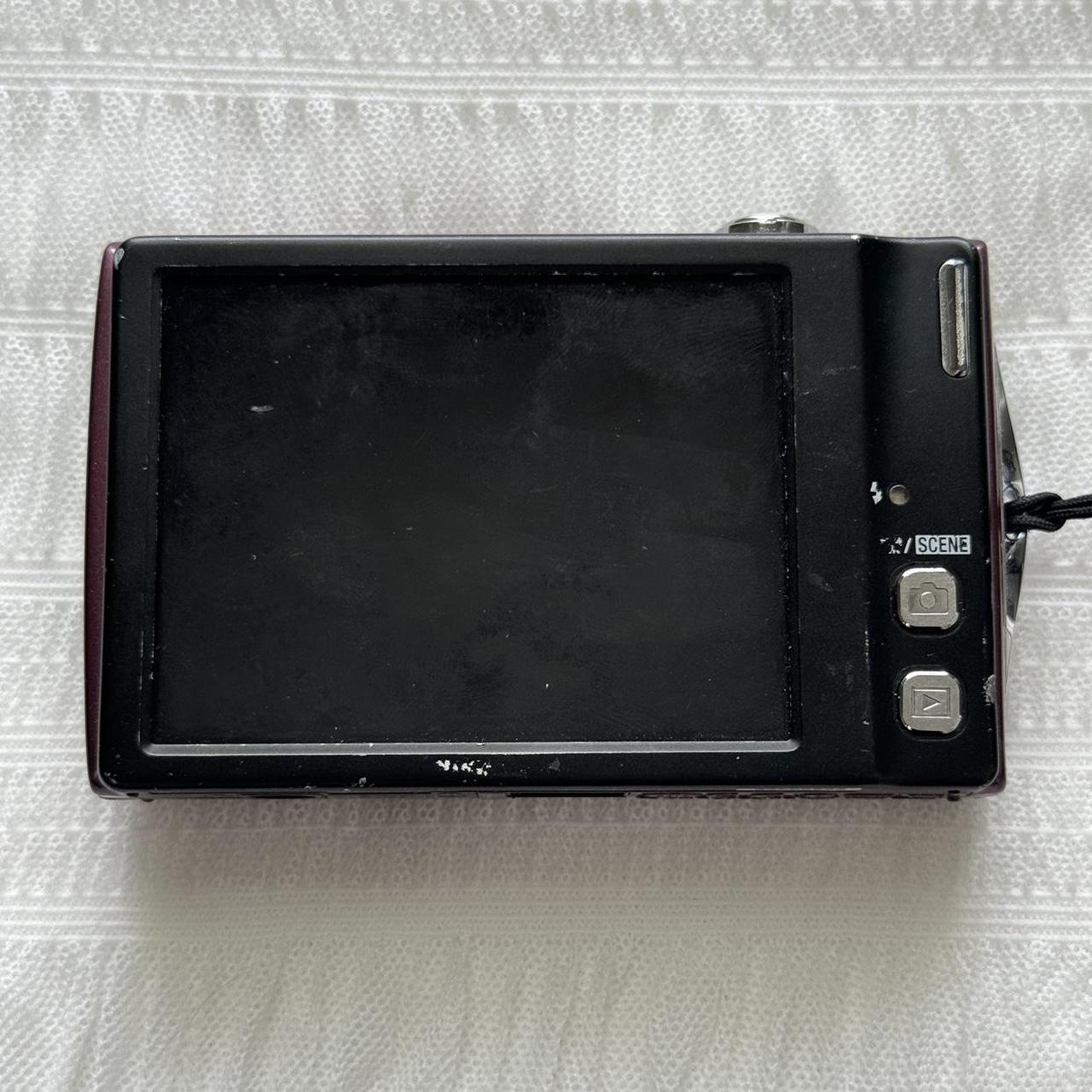 Nikon Coolpix S4000 Digital Camera - Like New