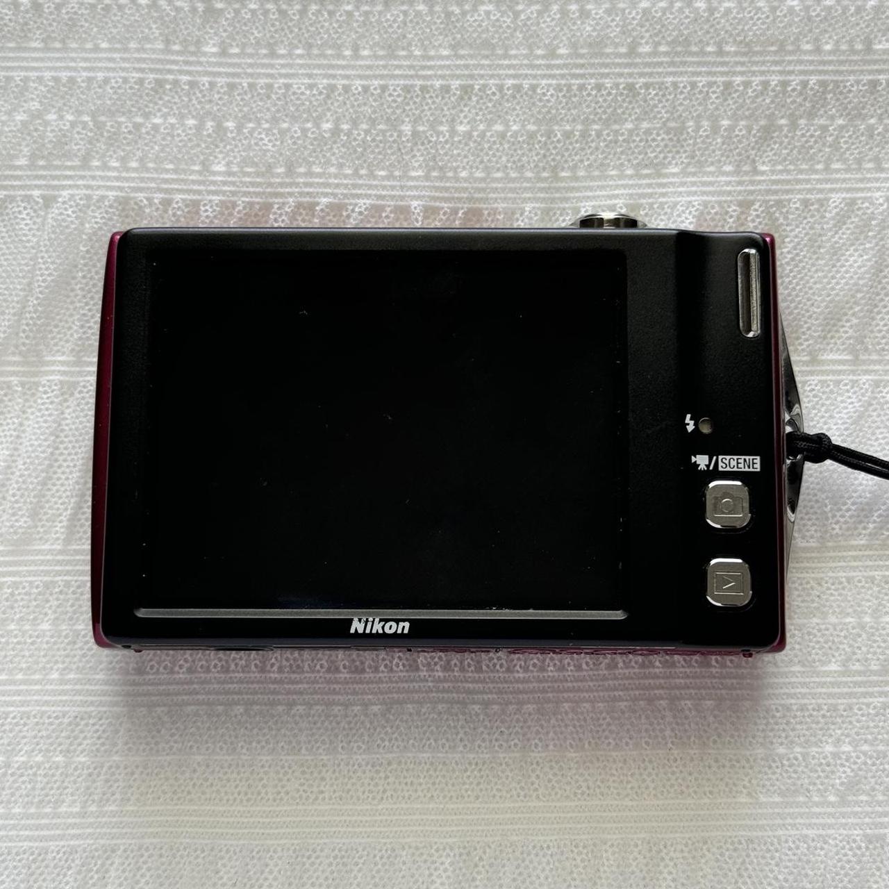 Nikon Coolpix S4000 Digital Camera - Great Condition