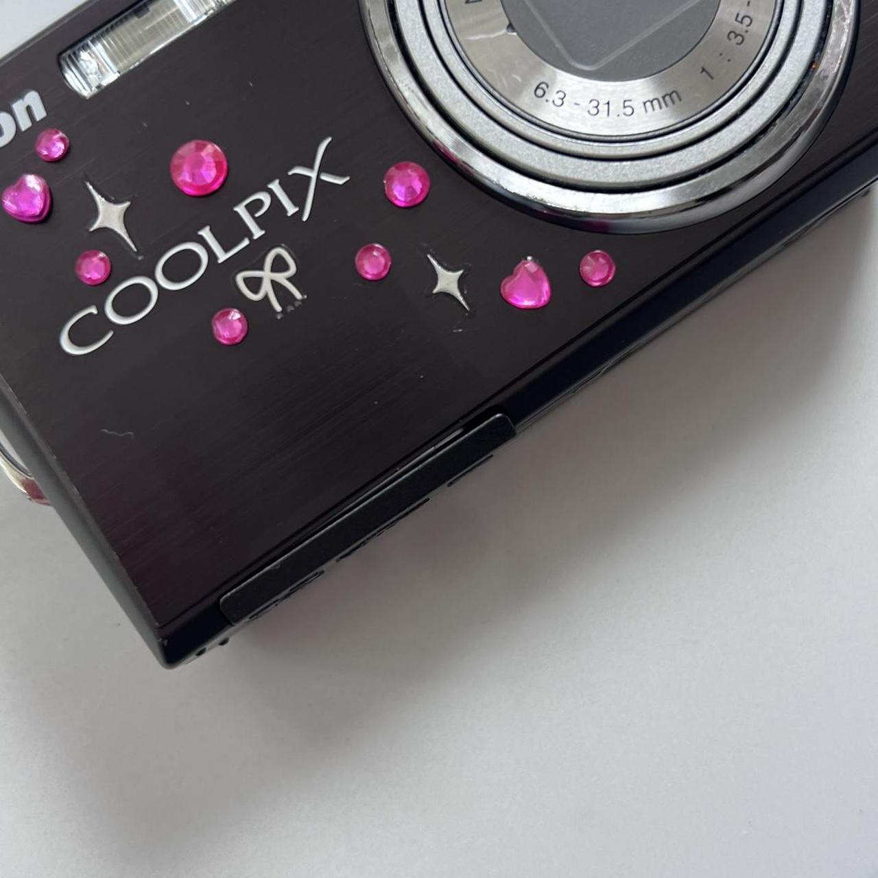 Nikon Coolpix S550 ultra compact digital camera.