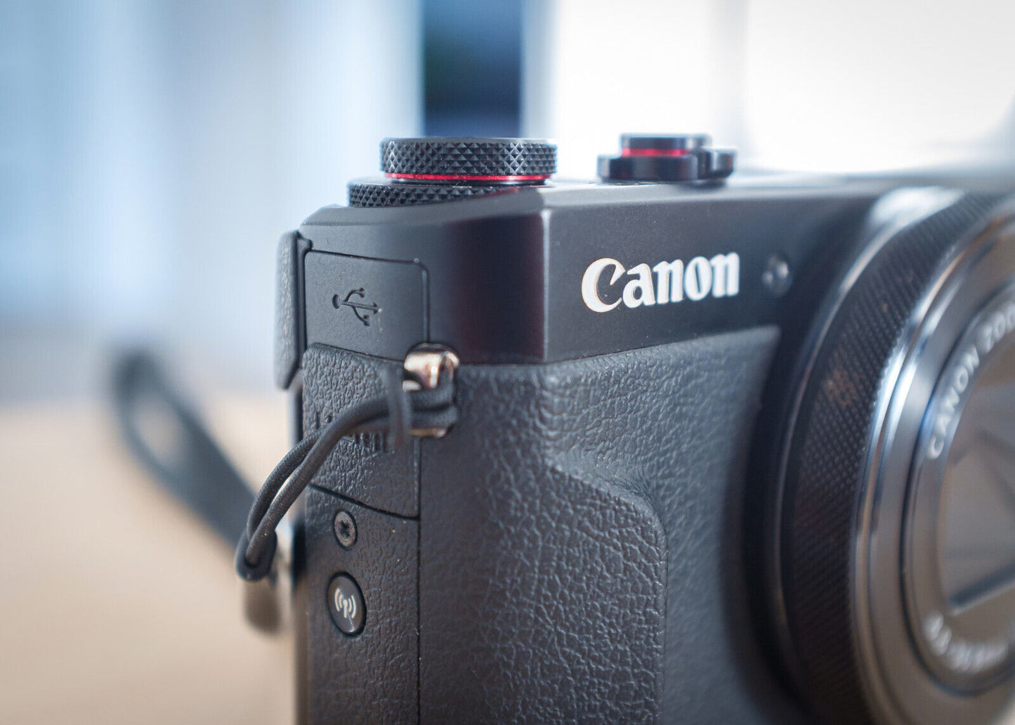 Canon G7X Mark II Digital Camera